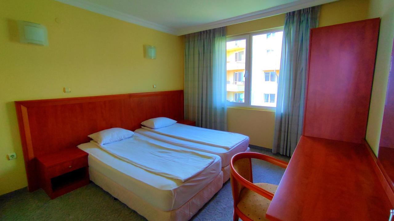 Hotel Consul Свети-Влас Экстерьер фото